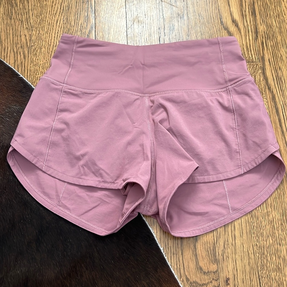 Lululemon Speed it Up Short